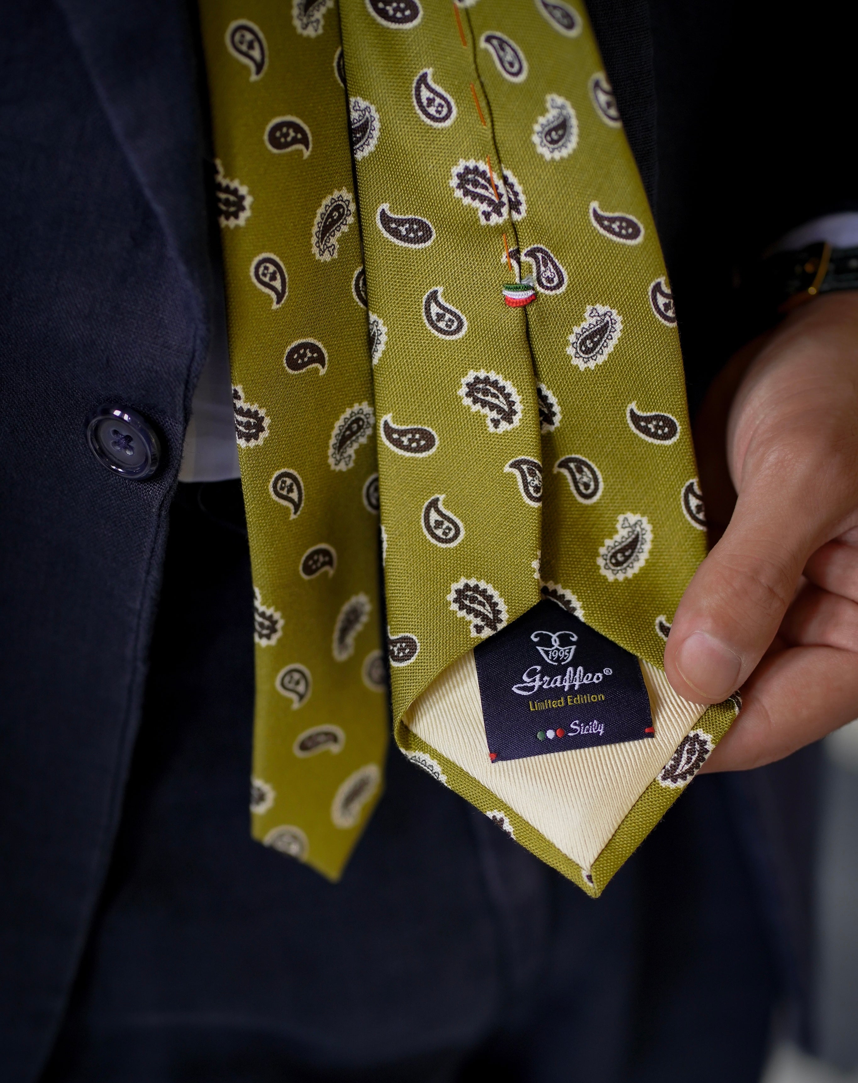 Guida all'Acquisto di Cravatte Sartoriali