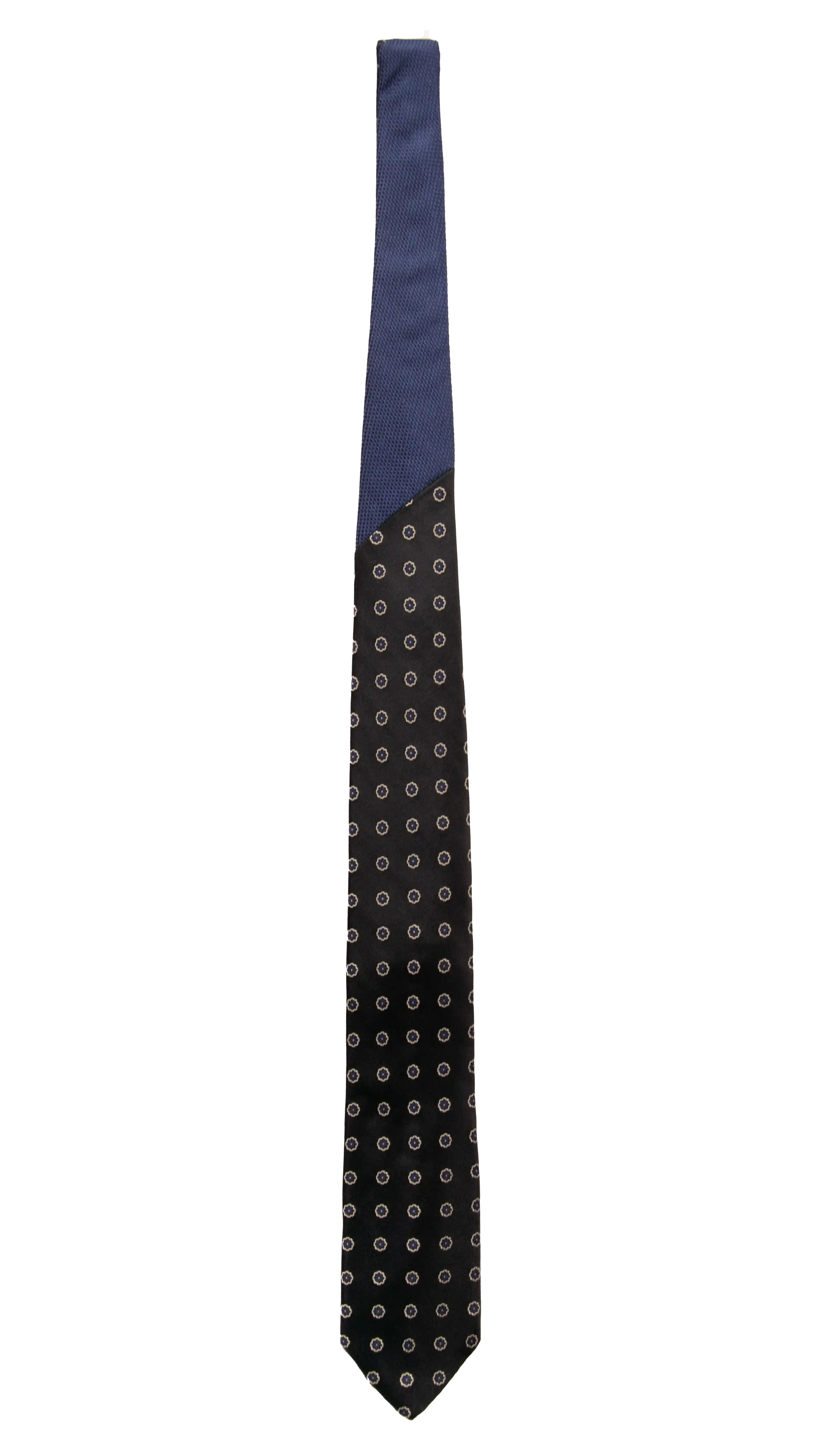 Cravatta Blu Notte a Fiori Bluette Nodo in Contrasto Bluette Fantasia Made in Italy Graffeo Cravatte Intera