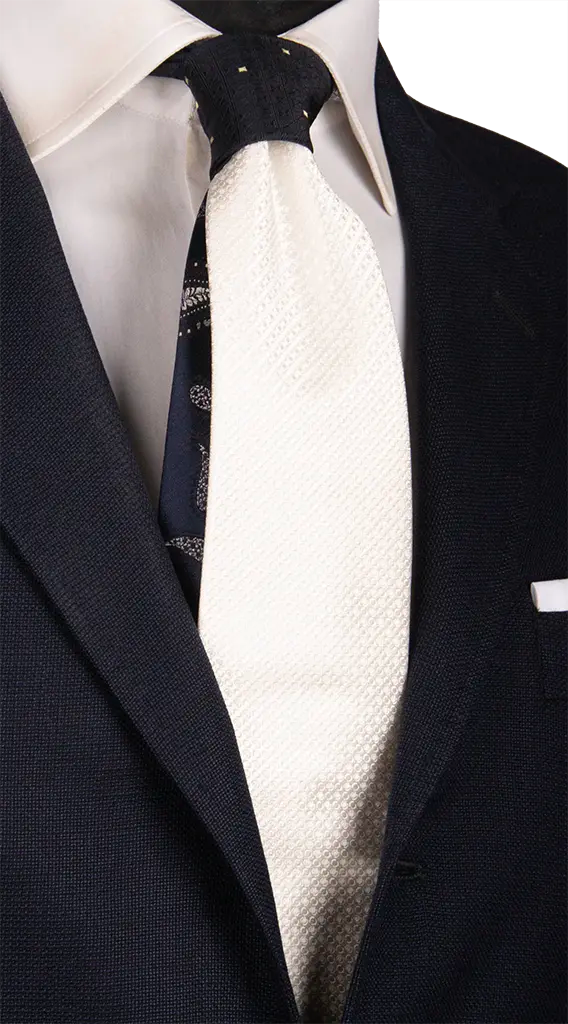 Cravatta Cerimonia Bianco Perla Nodo in Contrasto Blu Fantasia Color Champagne Made in Italy Graffeo Cravatte