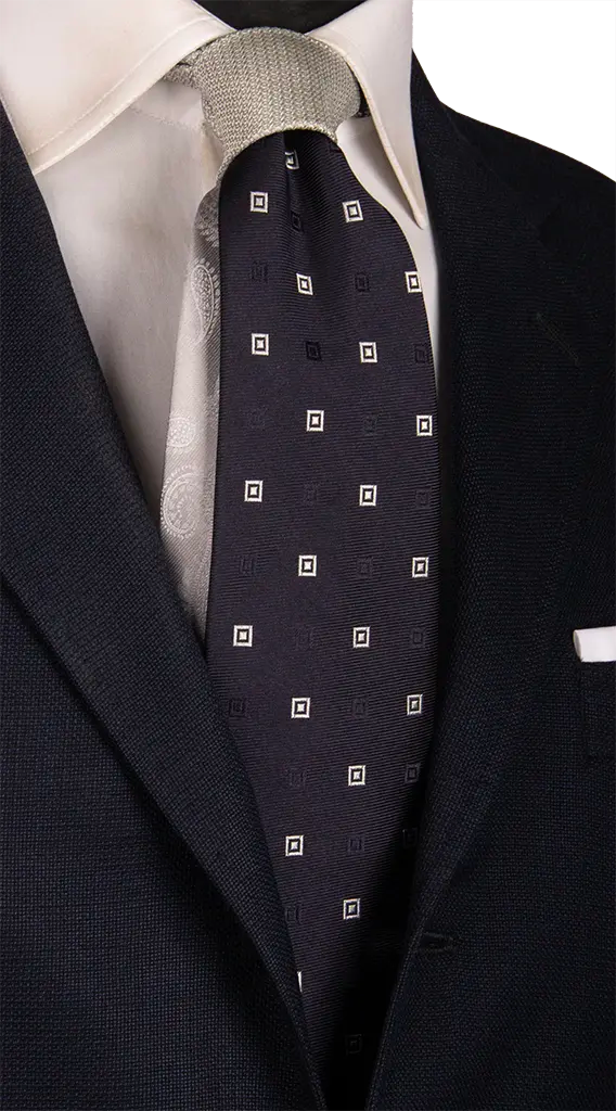 Cravatta Cerimonia Blu Fantasia Grigia Argento Nodo in Contrasto Grigio Argento Made in Italy Graffeo Cravatte