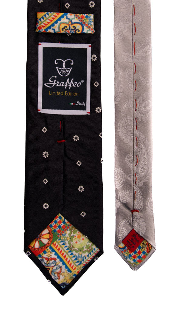 Cravatta Cerimonia Blu Fantasia Grigio Argento Nodo in Contrasto Blu a Pois Grigio Argento Fantasia Made in Italy Graffeo Cravatte Pala