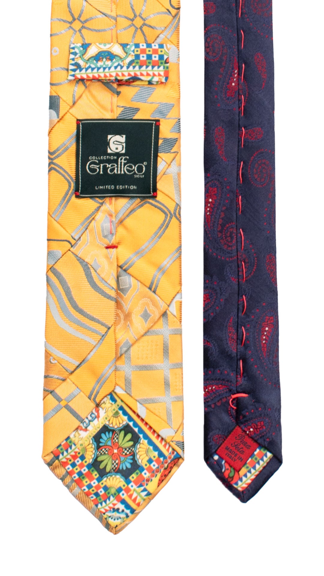 Cravatta Mosaico Vintage Patchwork di Seta Arancione Chiaro Fantasia Celeste Avio Bianca PM1177 Graffeo Cravatte Made in Italy Pala