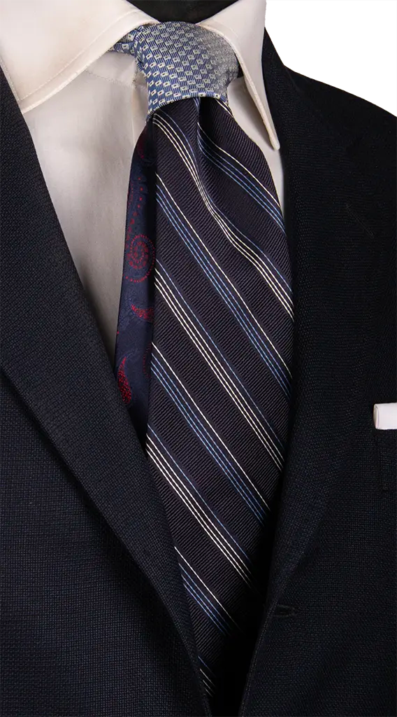 Cravatta Regimental Blu con Righe Celesti Bianche Nodo in Contrasto Celeste Fantasia Made in Italy Graffeo Cravatte