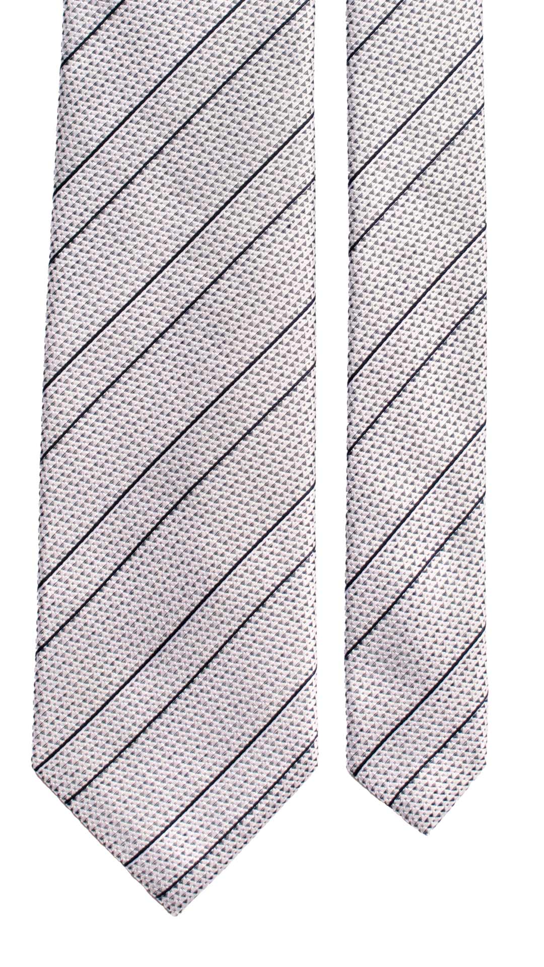 Cravatta Regimental da Cerimonia di Seta Fantasia Grigio Argento Blu CY7018 Pala