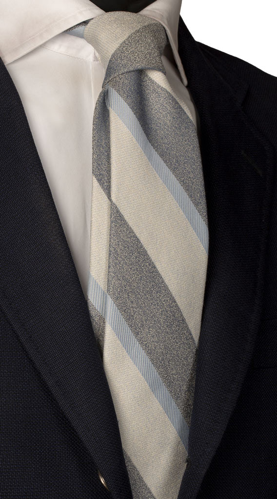 Cravatta Regimental di Seta Color Ghiaccio Azzurro Blu Navy Made in Italy Graffeo Cravatte