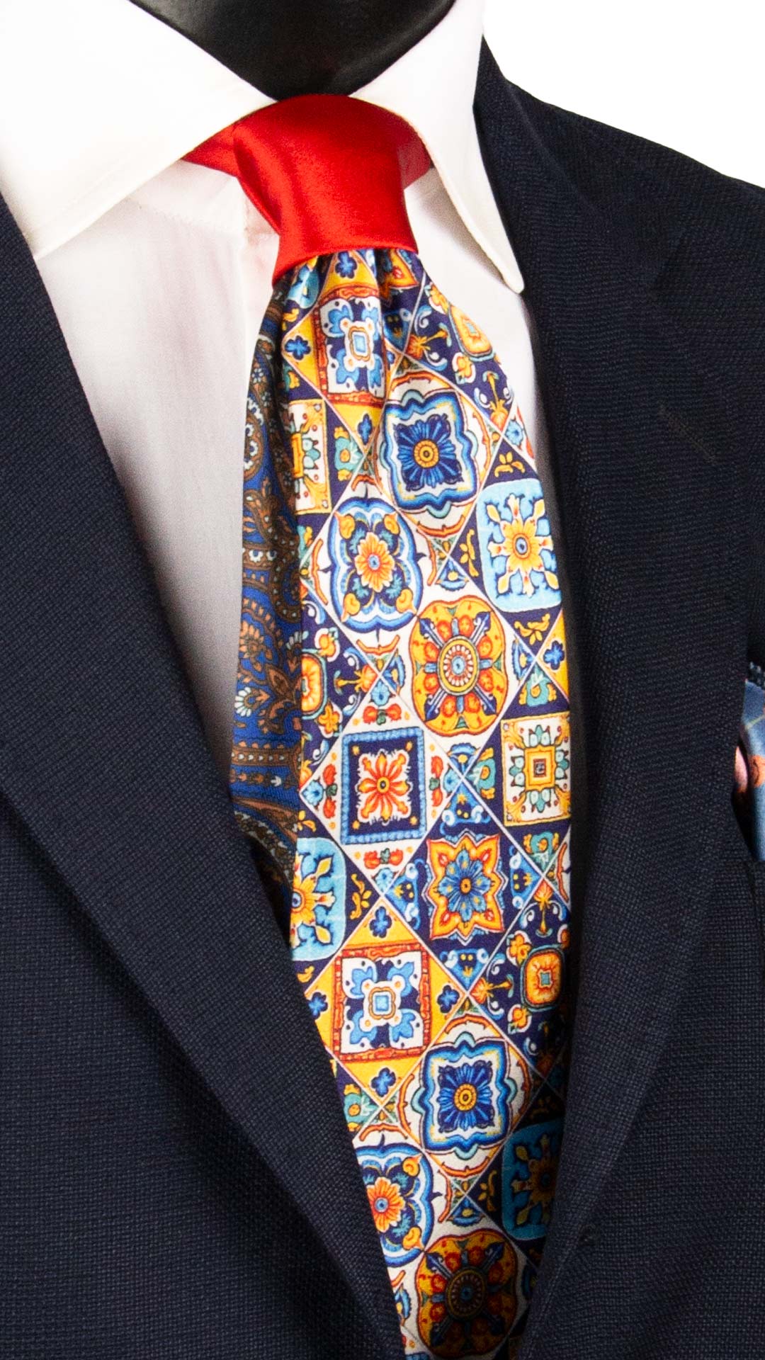 Cravatta Siciliana Stampa di Raso Multicolor con Maioliche Nodo in Contrasto Rosso Arancio N3230 Graffeo Cravatte Made in Italy