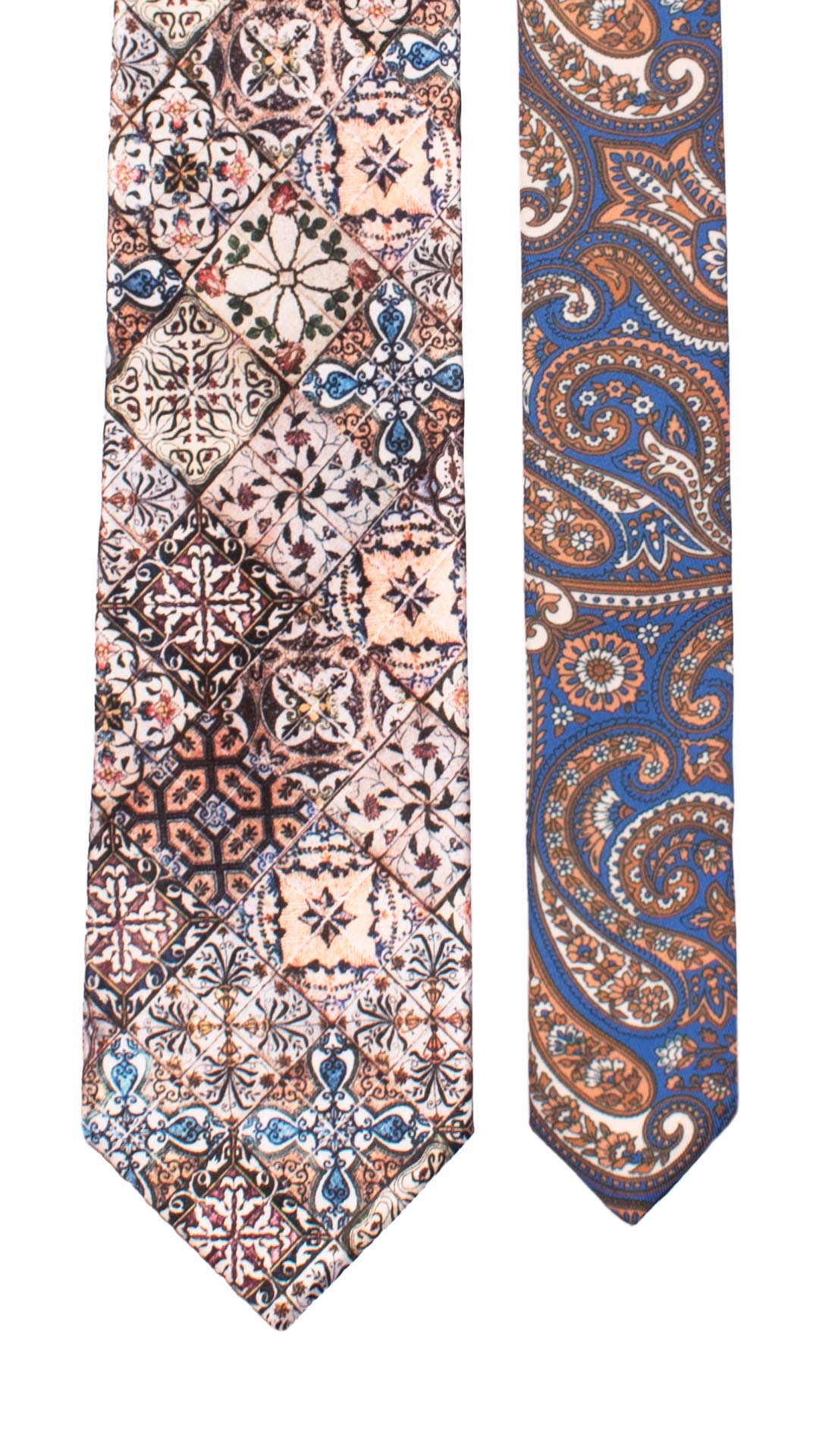 Cravatta Siciliana Stampa di Raso con Maioliche Nodo in Contrasto Fantasia Multicolor N3235 Graffeo Cravatte Made in Italy Pala