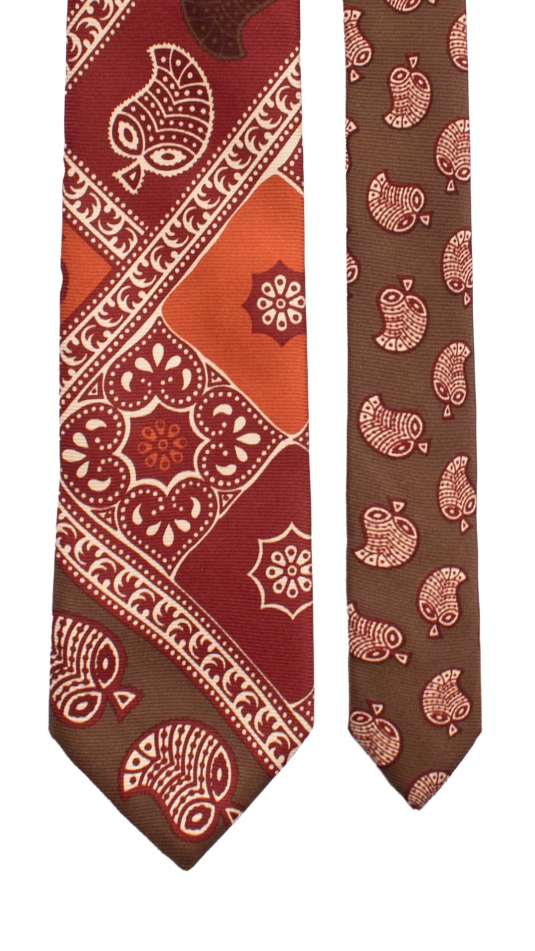 Cravatta Stampa di Seta Marrone Ruggine Fantasia Bordeaux Bianca AN7315 Made in Italy Graffeo Cravatte Pala