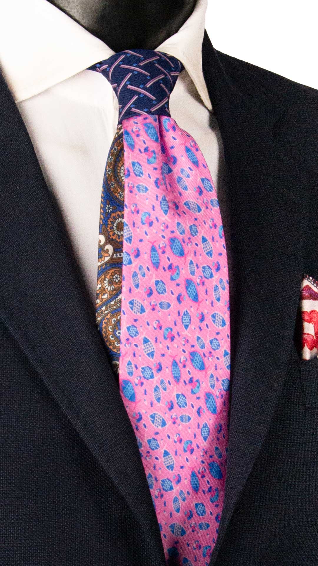 Cravatta Stampa di Seta Rosa Fantasia Azzurro Magenta Bianco Nodo in Contrasto Blu Fantasia Rosa Lilla Azzurro N3322 Graffeo Cravatte Made in Italy