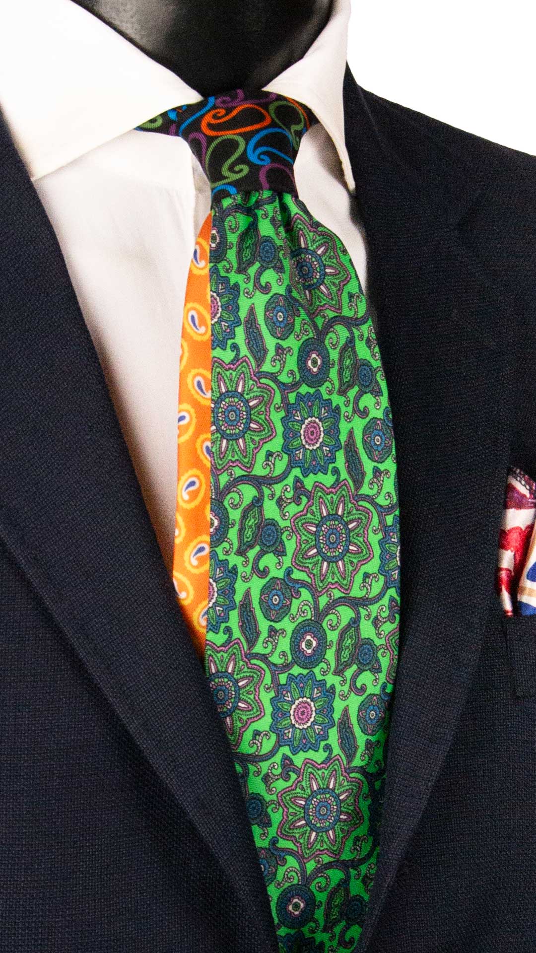Cravatta Stampa di Seta Verde Fluo Paisley Multicolor Nodo in Contrasto Nero Paisley Multicolor N3279 Made in Italy Graffeo Cravatte