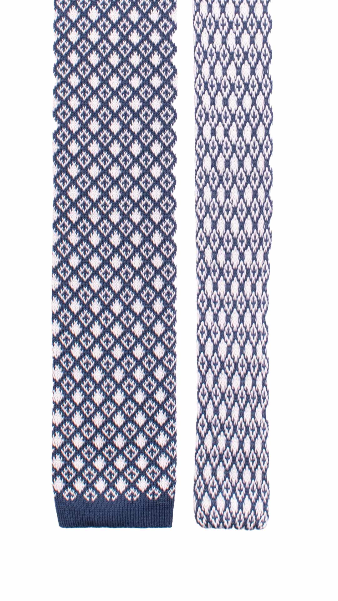 Cravatta Tricot in Maglia di Cotone Blu Fantasia Bianca TRI786 Graffeo Cravatte Made in Italy Pala
