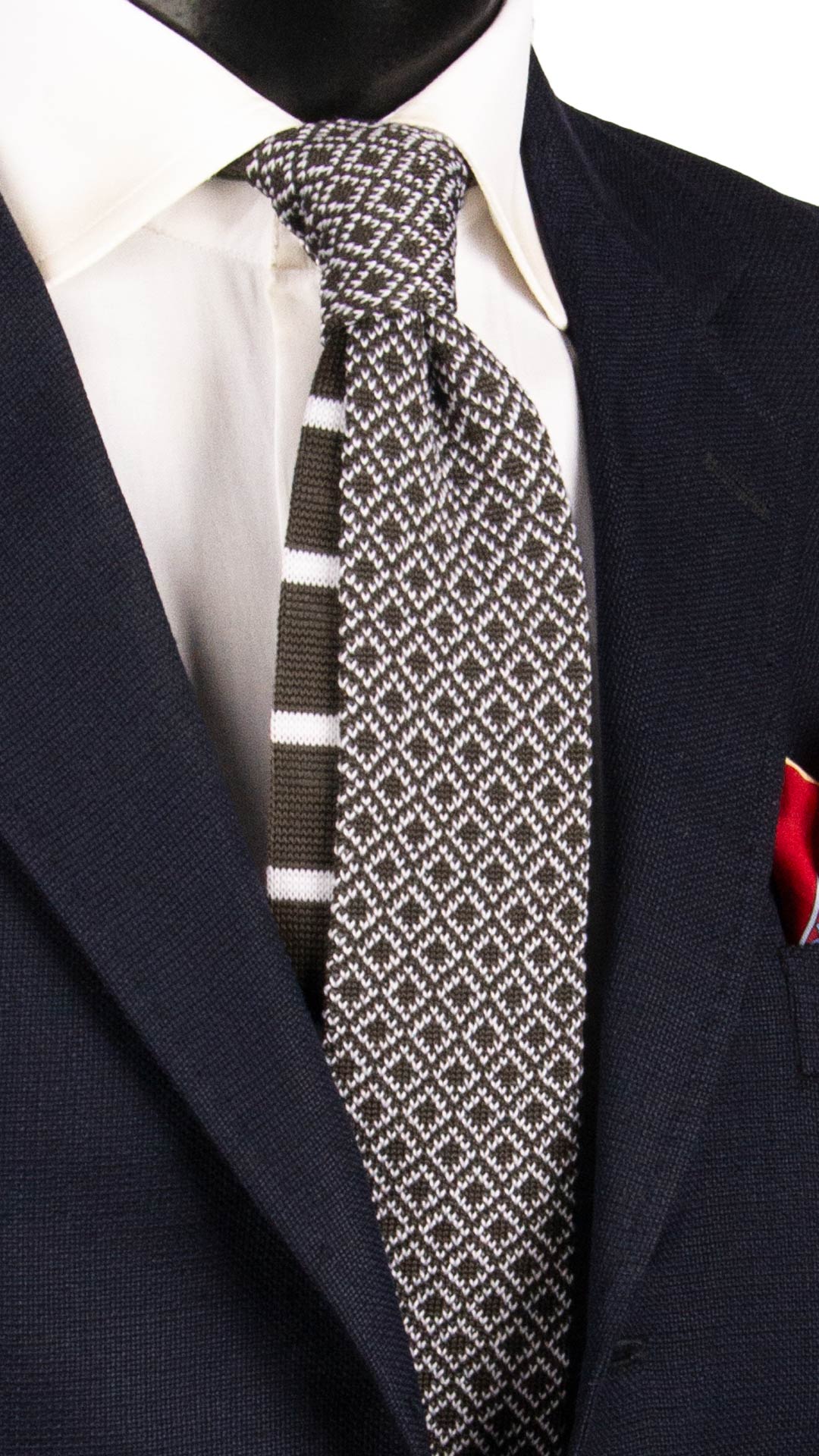 Cravatta Tricot in Maglia di Cotone Grigio Scuro Fantasia Bianca Pala Piccola in Contrasto TRI912 Graffeo Cravatte Made in Italy