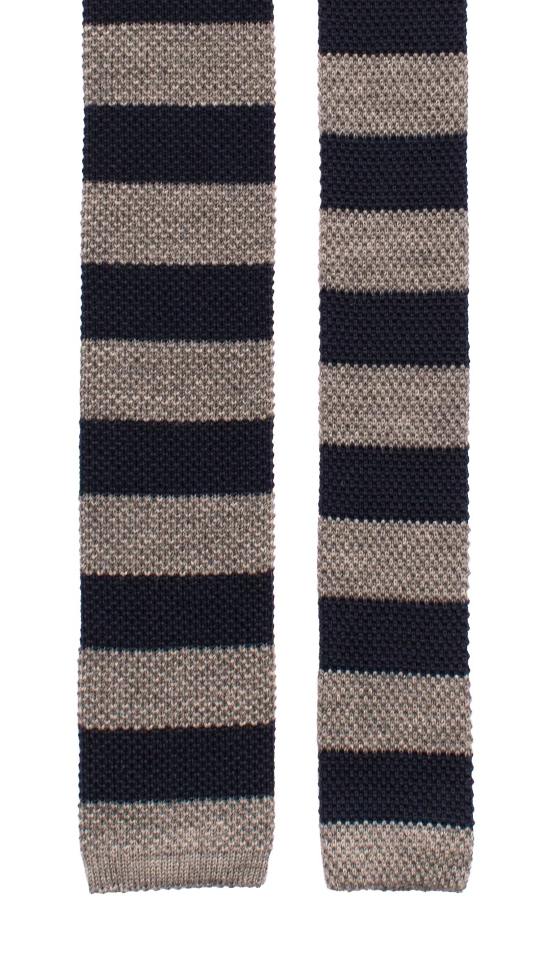 Cravatta Tricot in Maglia di Lana con Righe Blu Grigie TRI544 Made in Italy Graffeo Cravatte Pala