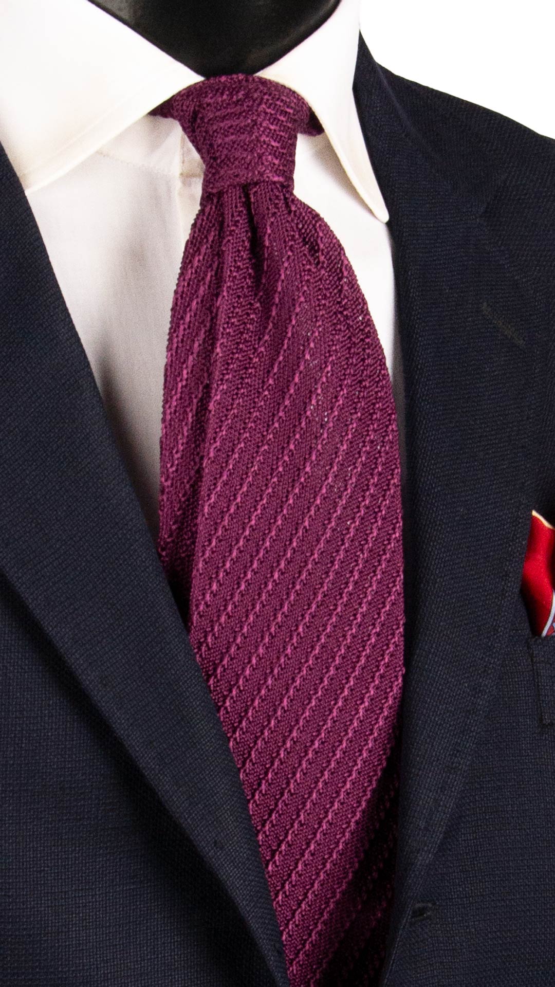 Cravatta Tricot in Maglia di Seta Color Orchidea Scuro con Righe Tono su Tono TRI923 Graffeo Cravatte Made in Italy