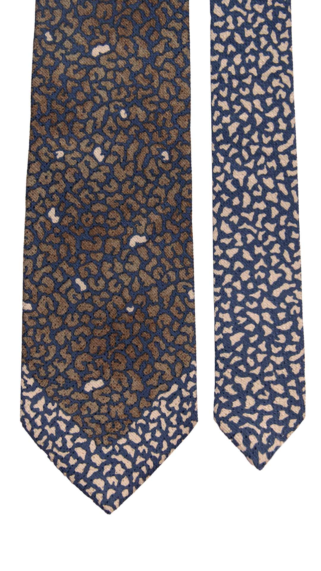 Cravatta Vintage di Seta Jacquard Indaco Fantasia Multicolor Nodo in Contrasto CV958 Made in Italy Graffeo Cravatte Pala