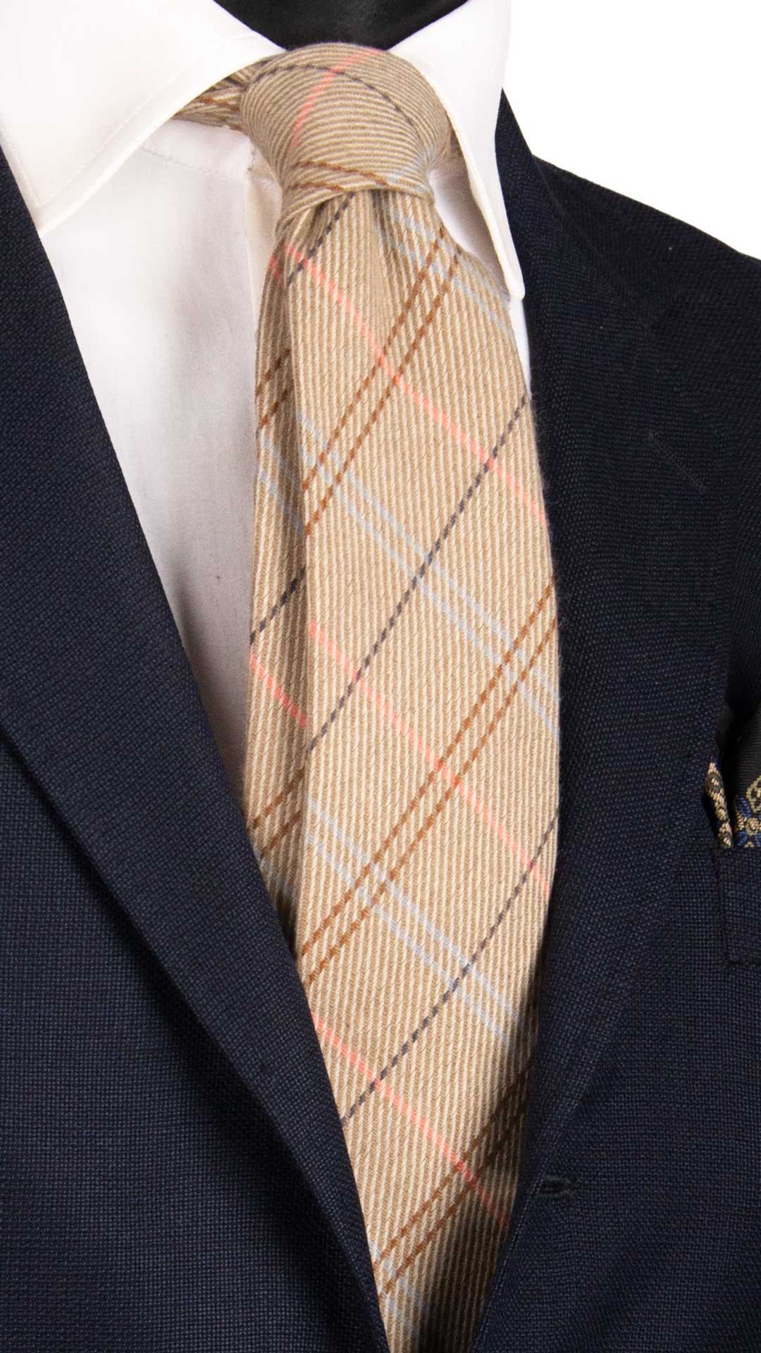 Cravatta-a-Quadri-di-Cashmere-Beige-con-Righe-Multicolor-L1053