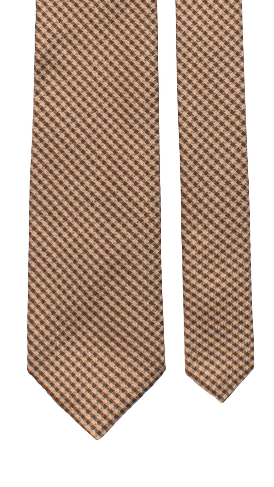 Cravatta a Quadri di Seta Tortora Marrone 7380 Graffeo Cravatte Made in Italy Pala