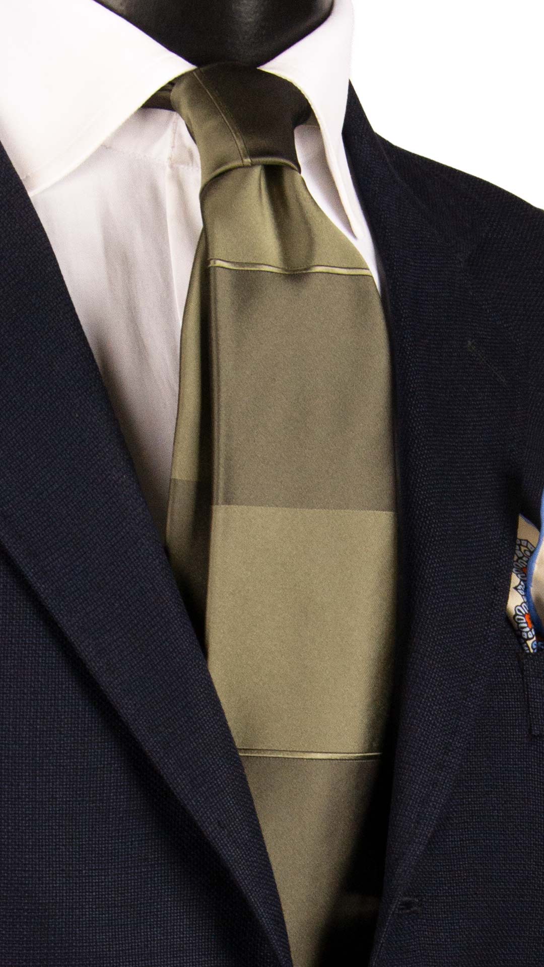 Cravatta di Seta Verde Militare con Righe Orizzontali Tono su Tono 7290 Graffeo Cravatte Made in Italy