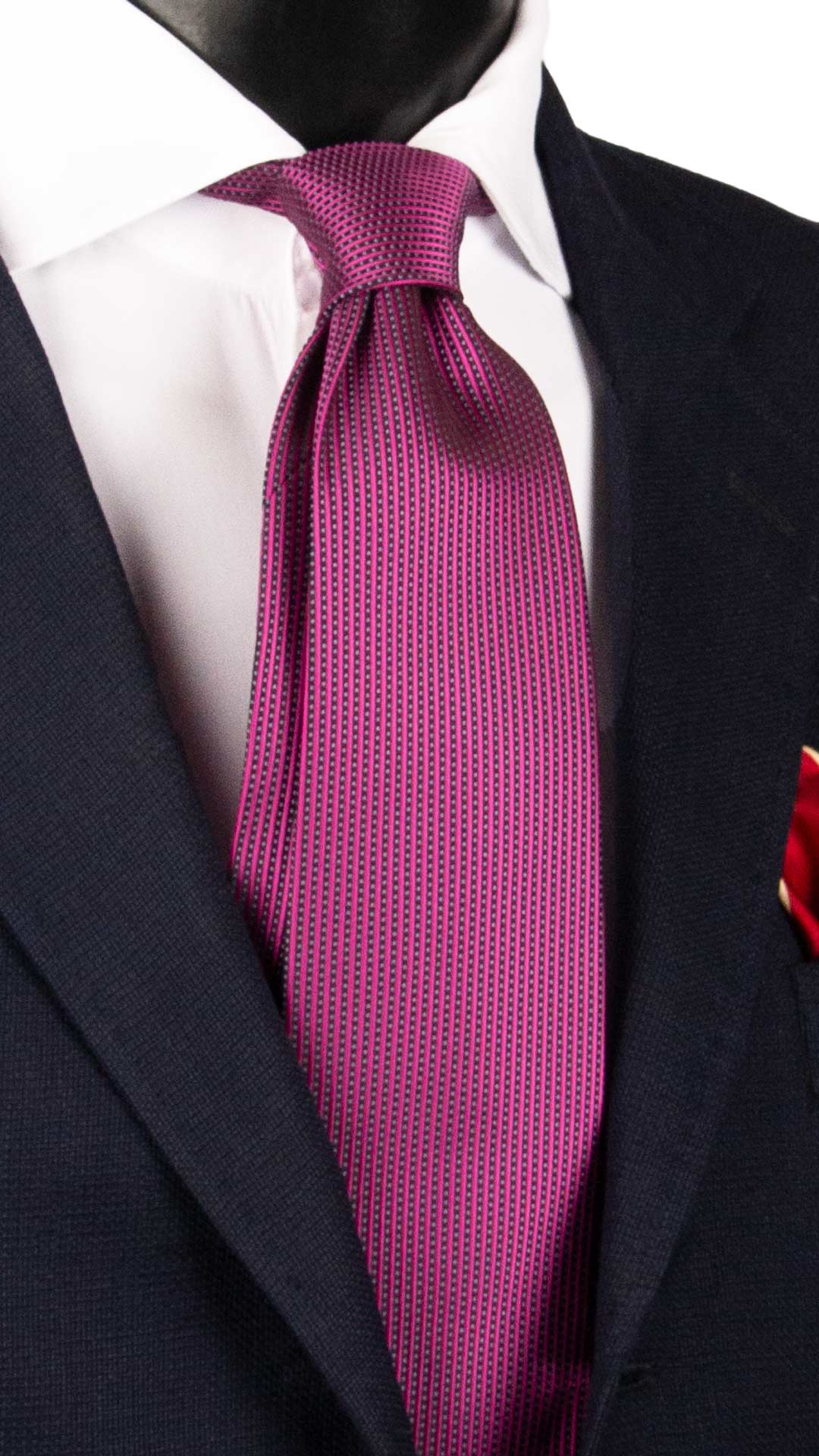 Cravatta di Seta con Riga Verticale Fucsia Bordeaux Bianca 2170 Graffeo Cravatte Made in Italy