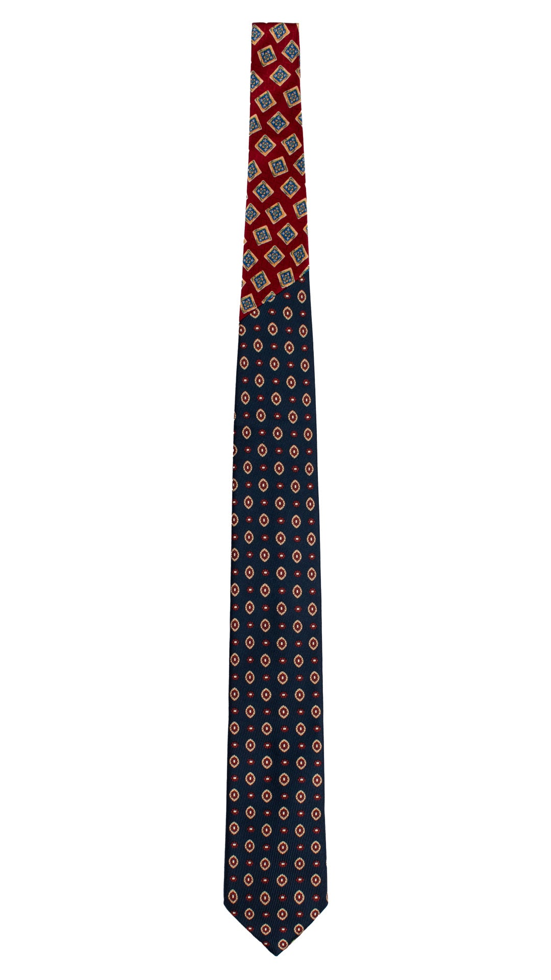 Cravatta in Saia di Seta Blu Fantasia Rosso Bordeaux Bianco Giallo Crema Nodo in Contrasto Rosso Fantasia Multicolor N3245 Made in Italy Graffeo Cravatte Intera