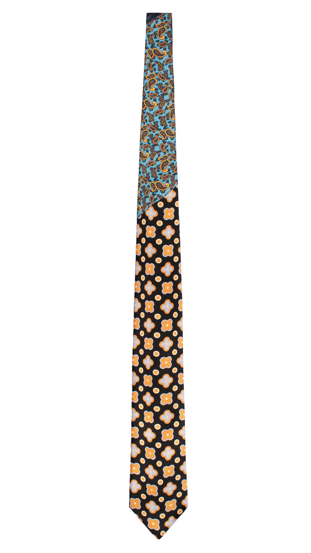 Cravatta in Saia di Seta Nera Fantasia Arancione Azzurro Polvere Giallo Crema Nodo in Contrasto Azzurro Paisley Multicolor N3246 Made in Italy Graffeo Cravatte Intera