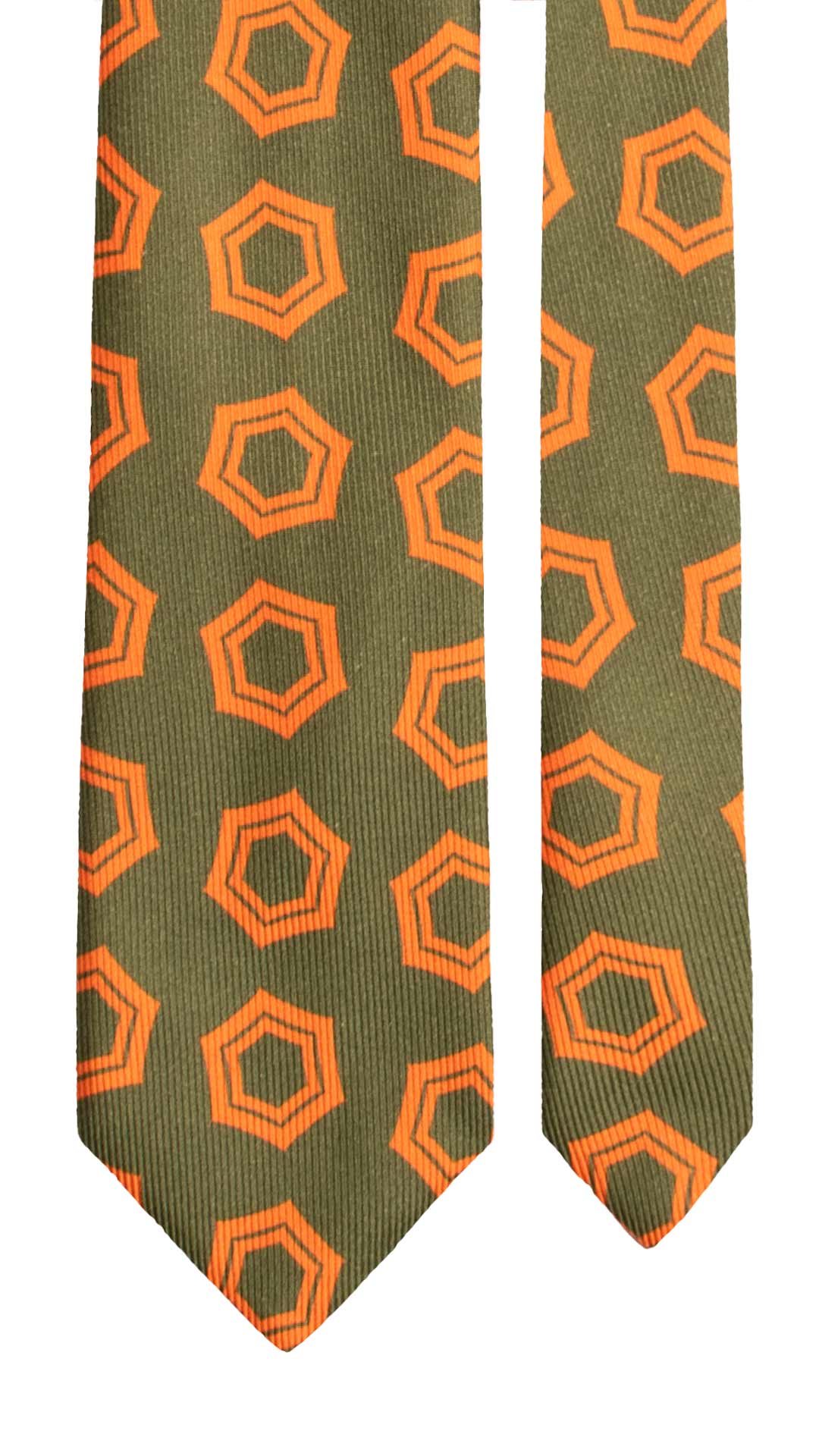 Cravatta in Saia di Seta Verde Fantasia Arancione SA51 Graffeo Cravatte Made in Italy
Pala