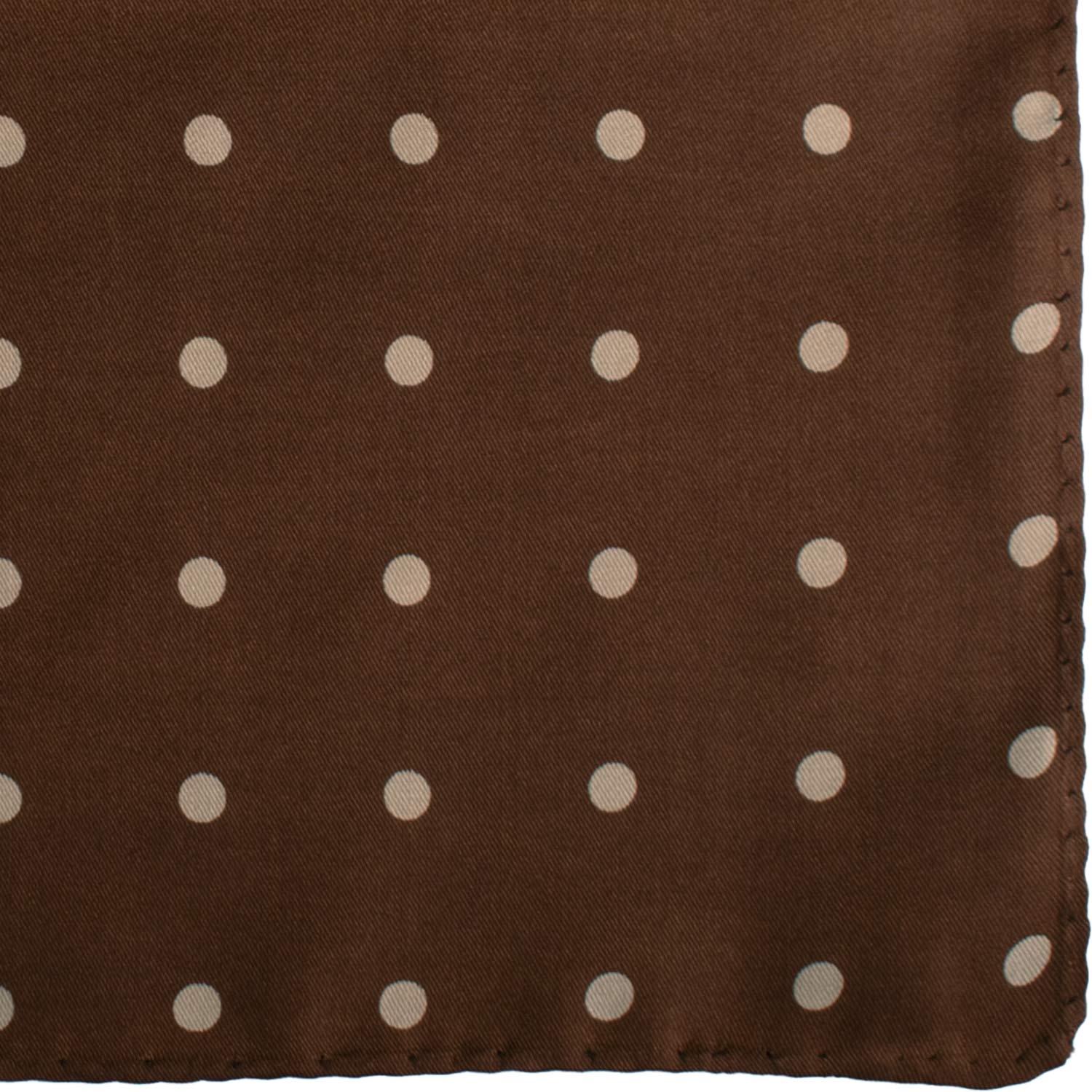 Fazzoletto da Taschino Vintage di Seta Marrone a Pois Beige POCV1012 Graffeo Cravatte Made in Italy Dettaglio