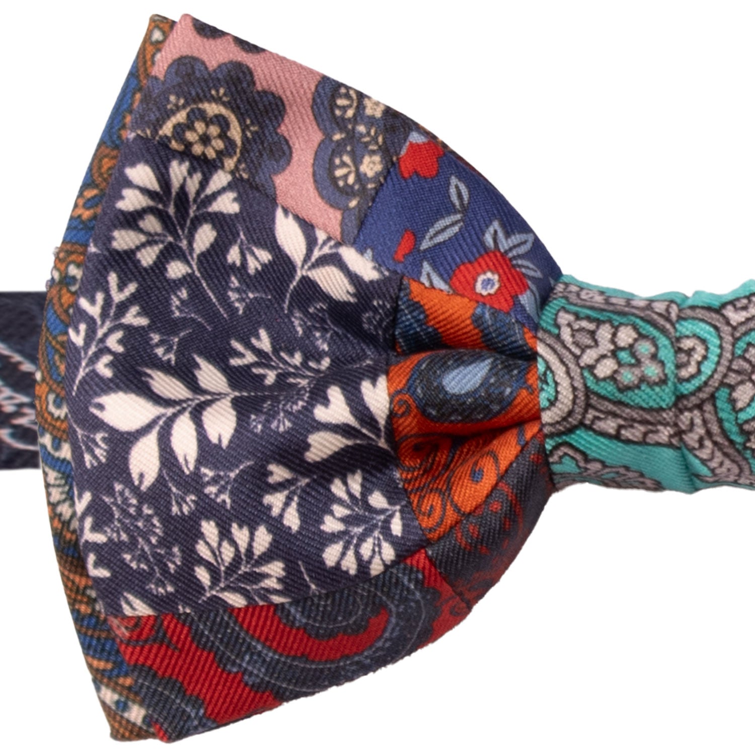 Papillon Annodato Vintage Patchwork Stampa di Seta Fantasia Multicolor PATCH1087 Made in Italy Graffeo Cravatte Dettaglio