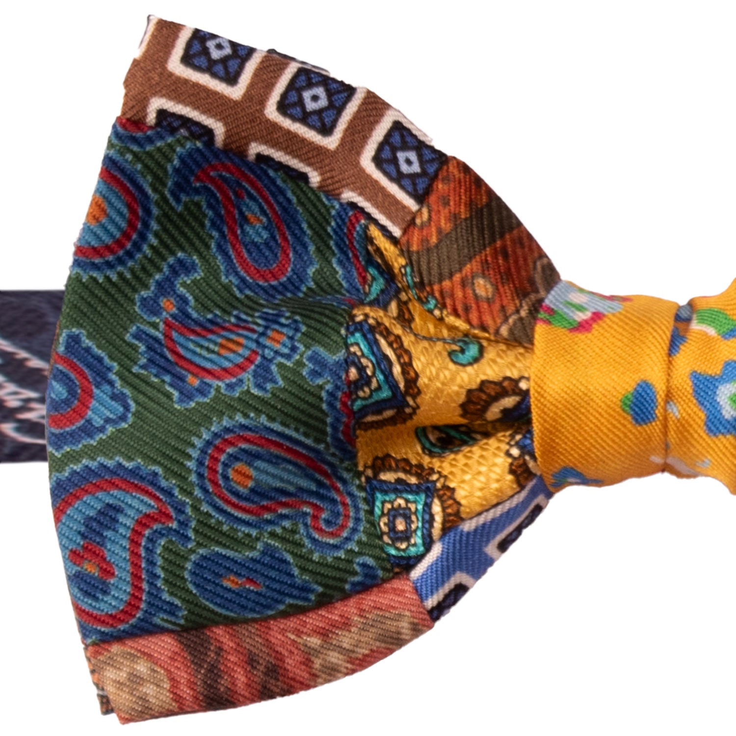 Papillon Annodato Vintage Patchwork Stampa di Seta Fantasia Multicolor PATCH1098 Made in Italy Graffeo Cravatte Dettaglio