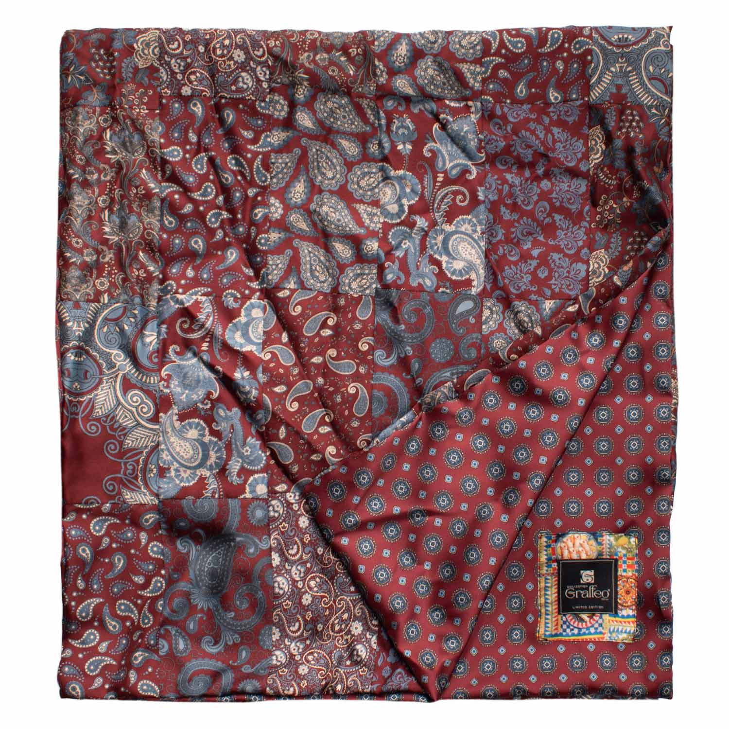 Sciarpa di Seta Bordeaux Patchwork Paisley Celeste Bianco Made in Italy Graffeo Cravatte Dettaglio