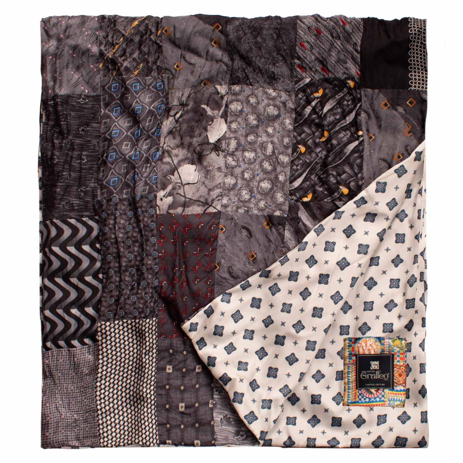Sciarpa di Seta Grigia Patchwork Fantasia Multicolor Made in Italy Graffeo Cravatte Dettaglio