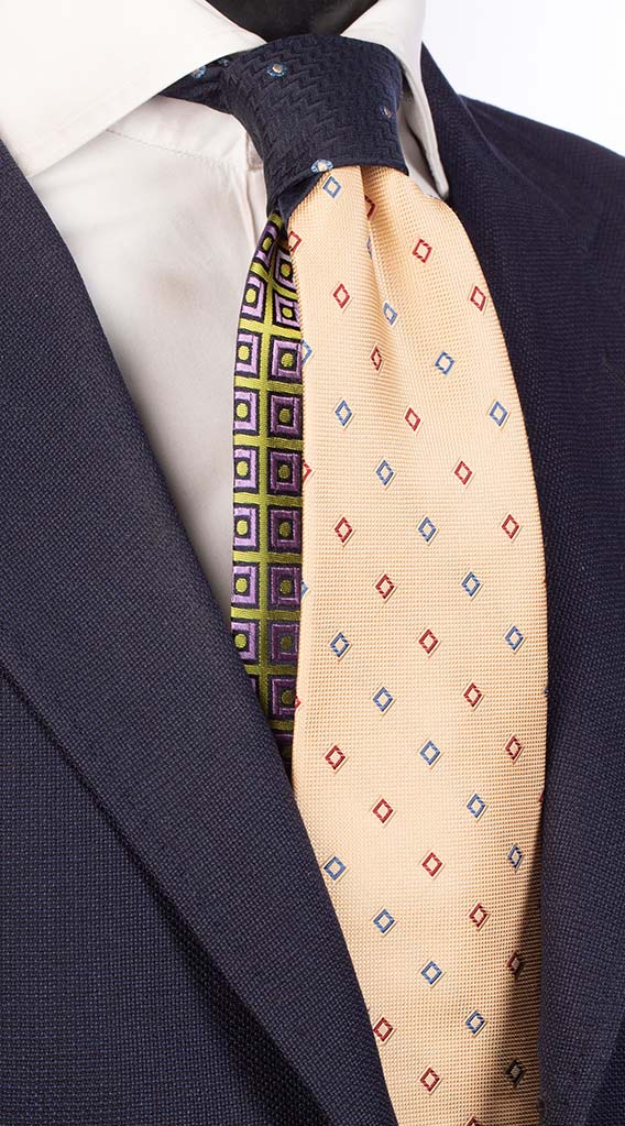 Cravatta Beige Fantasia Bordeaux Celeste Nodo Blu Micro Fantasia Celeste Bianca Made in Italy Graffeo Cravatte