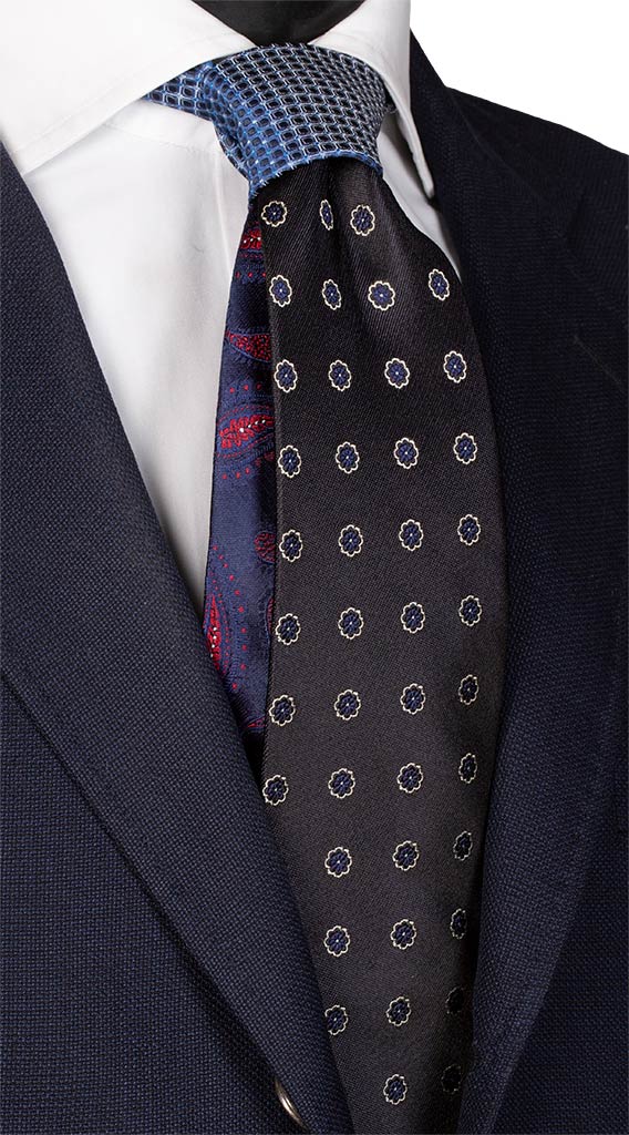 Cravatta Blu Fantasia Bluette Nodo in Contrasto Bluette Made in Italy graffeo Carvatte