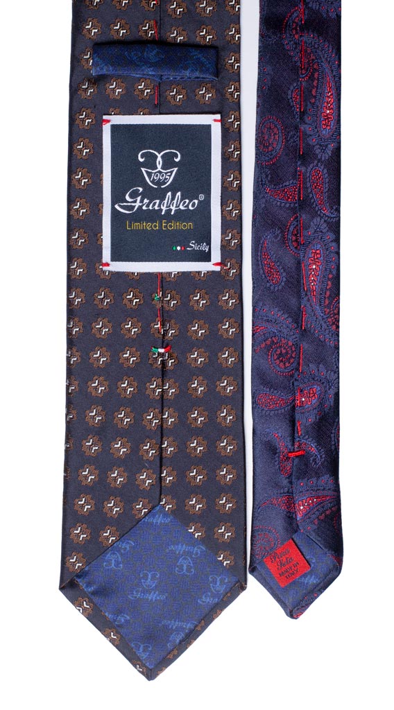 Cravatta Blu Fantasia Marrone Bianca Nodo in Contrasto Beige a Fiori Blu Made in Italy Graffeo Cravatte Pala