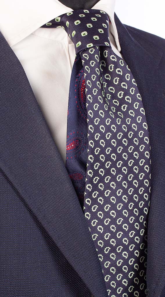 Cravatta Blu Paisley Verde Nodo a Contrasto Blu con Fantasia Verde Made in italy Graffeo Cravatte