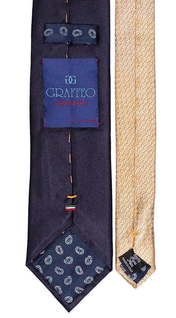 Cravatta Blu Riga Orizzontale Tono Su Tono Nodo Blu Micro Fantasia Viola Bianca Made in Italy Graffeo Cravatte Pala
