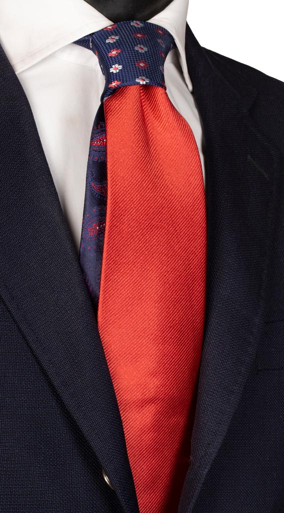 Cravatta Rosso Mattone Nodo in Contrasto Blu Fantasia Made in Italy Graffeo Cravatte