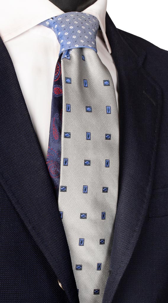 Cravatta Grigia Fantasia Bluette Blu Nodo in Contrasto Blu Avio Fantasia Bianca Made in Italy Graffeo Cravatte