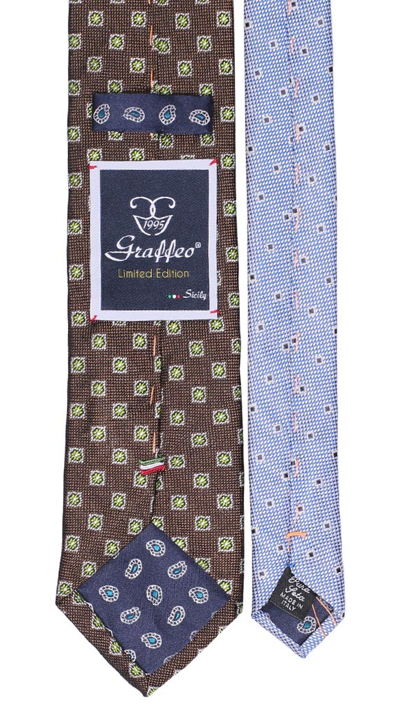 Cravatta Marrone Fantasia Bianco Verde Nodo in Contrasto Verde Fantasia Blu Made in Italy Graffeo Cravatte Pala