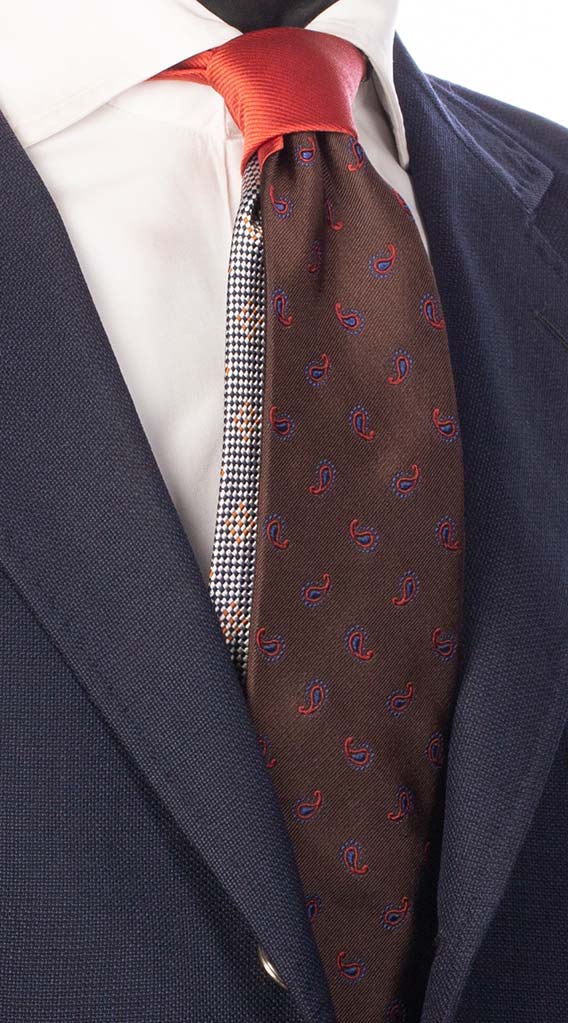 Cravatta Marrone Paisley Ruggine Bluette Nodo in Contrasto Ruggine Tinta Unita Made in Italy Graffeo Cravatte