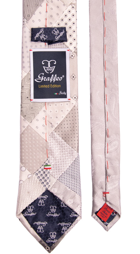 Cravatta Mosaico Patchwork di Seta Grigia Fantasia Made in Italy Graffeo Cravatte Pala