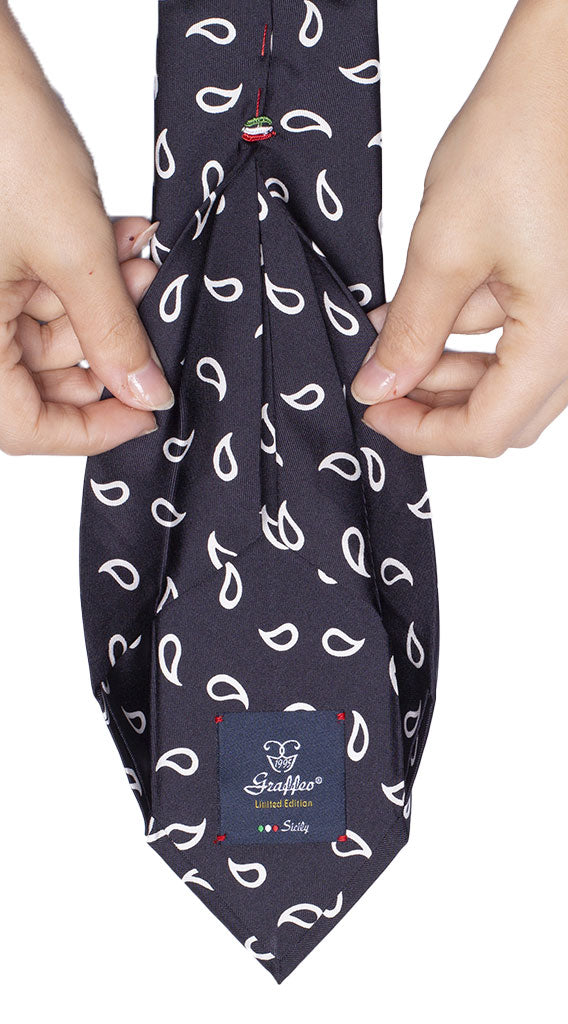 Cravatta Sette Pieghe Stampa di Seta Blu Paisley Bianco Made in Italy Graffeo Cravatte Pala