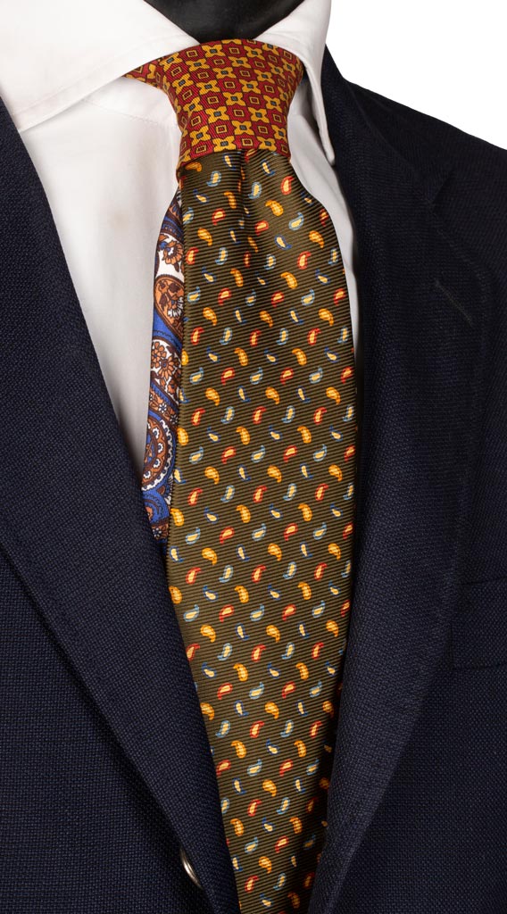 Cravatta Stampa Verde Paisley Multicolor Nodo in Contrasto Bordeaux Fantasia Made in Italy Graffeo Cravatte