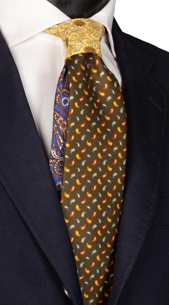 Cravatta Stampa Verde Paisley Multicolor Nodo in Contrasto Giallo a Fiori Made in Italy Graffeo Cravatte