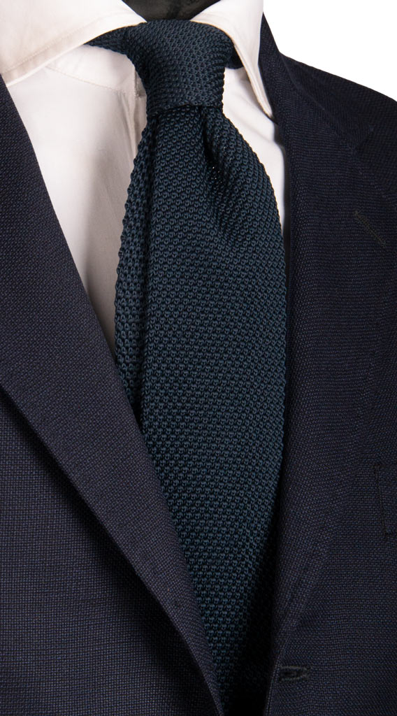 Cravatta Tricot in Maglia di Seta Blu Tinta Unita Made in Italy Graffeo Cravatte