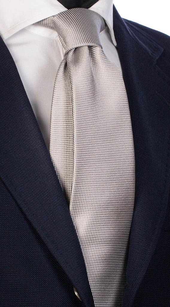 Cravatta Uomo per Cerimonia di Seta Grigio Argento Fantasia Tono su Tono Bianca Made in Italy Graffeo Cravatte