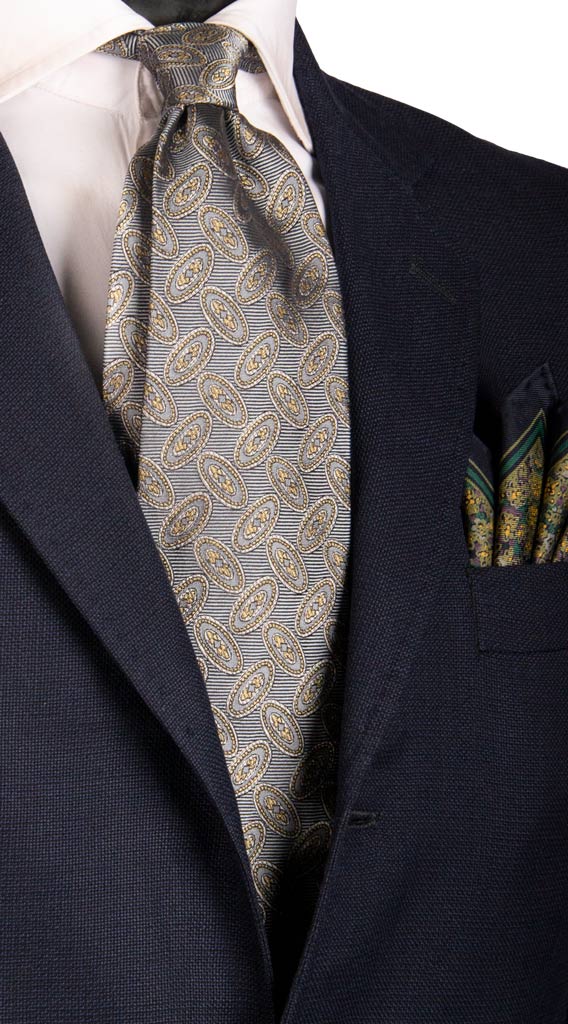 Cravatta Vintage di Seta Grigia Fantasia Verde Oliva Made in Italy Graffeo Cravatte