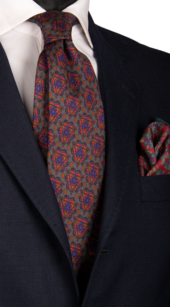 Cravatta Vintage in Saia di Seta Grigia Scura Fantasia Multicolor Made in Italy Graffeo Cravatte