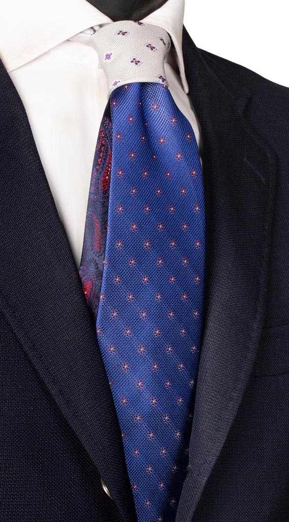 Cravatta Viola Fantasia Bordeaux Bianca Nodo in Contrasto Grigio Fantasia Made in Italy Graffeo Cravatte