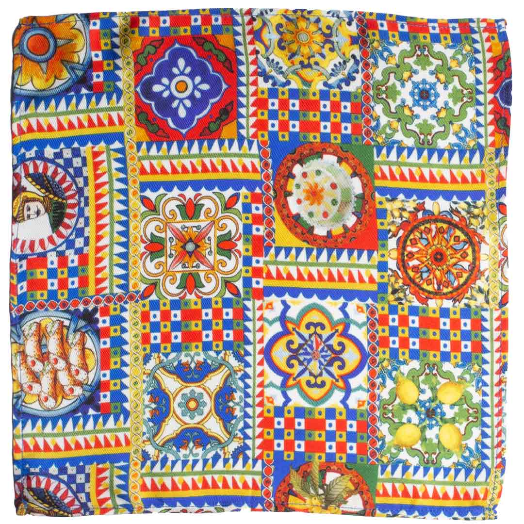 Fazzoletto da Taschino Siciliano Stampa in Twill di Seta con Maioliche Multicolor POCS1 Made in Italy Graffeo Cravatte